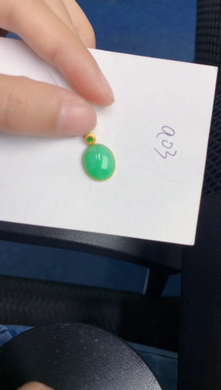 【闪购商品】翡翠颈饰18K金镶嵌000000000