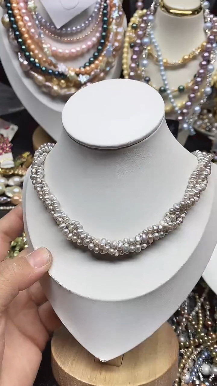 淡水珍珠未镶嵌颈饰多人
