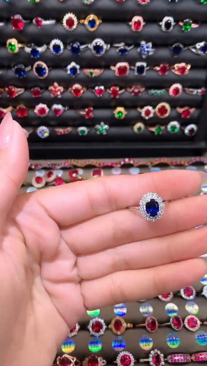 【闪购商品】蓝宝石戒指银S925镶嵌68