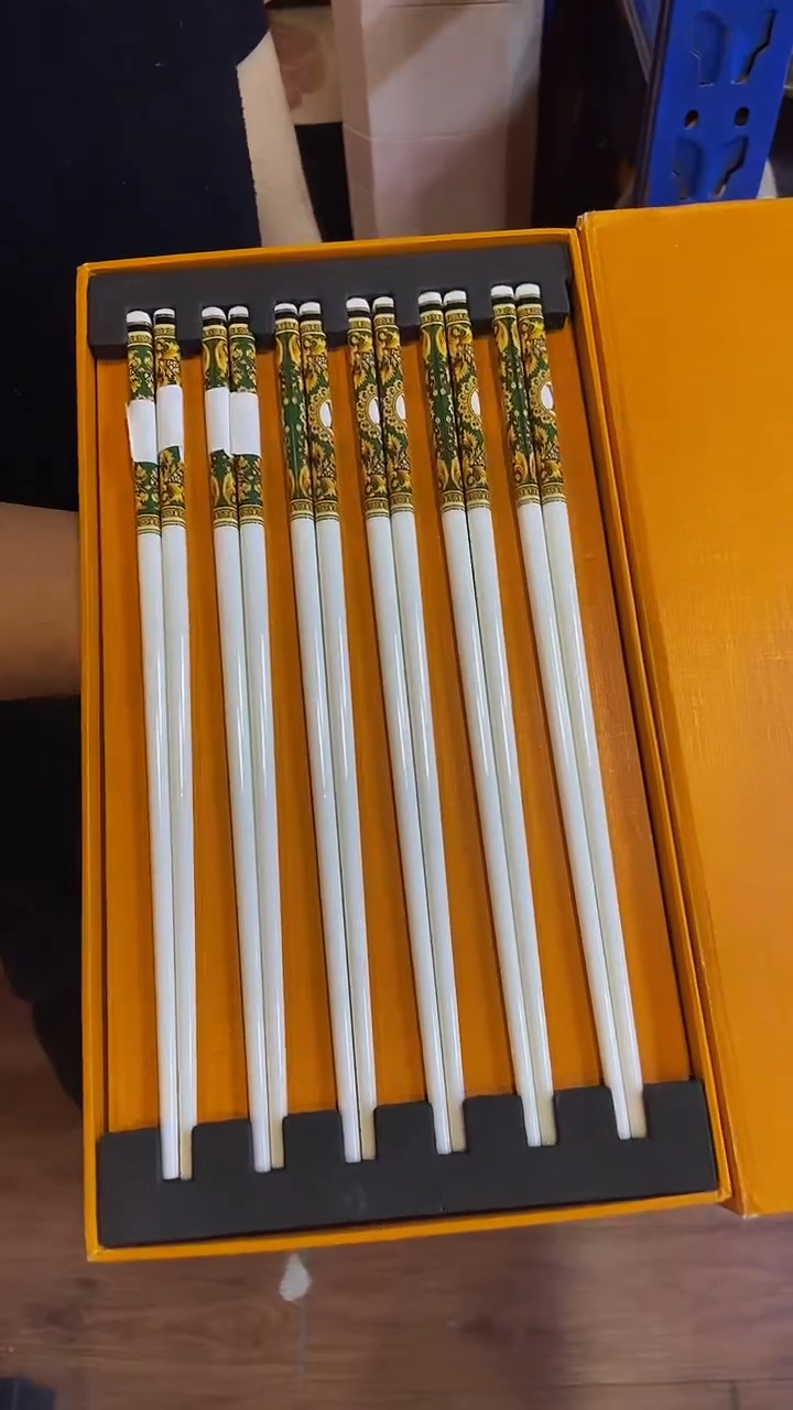 【闪购商品】鸿辉家品牌瓷器，京东包邮！