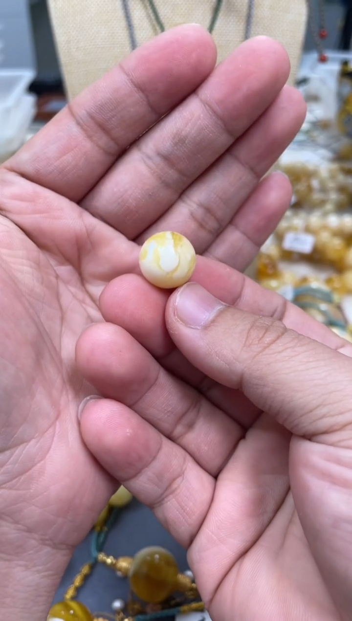 【闪购商品】琥珀颈饰未镶嵌原矿俄料蜜蜡圆珠14mm