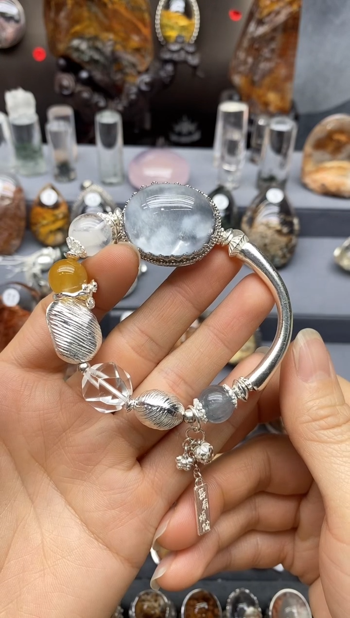 【闪购商品】水晶手链银S925镶嵌水晶水晶