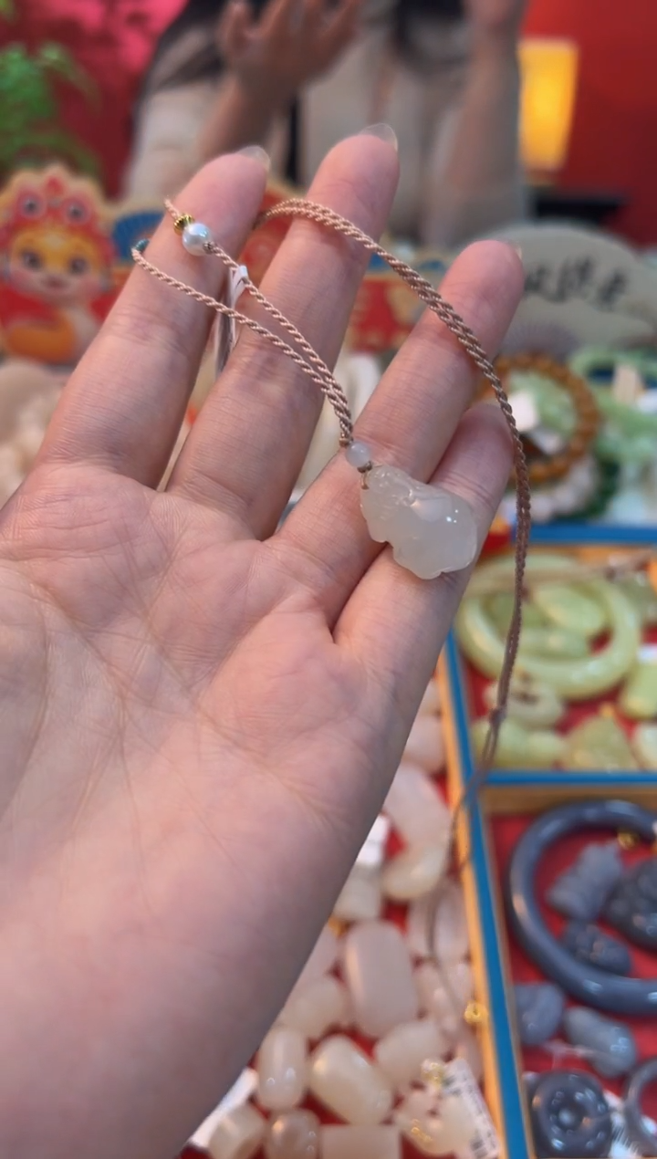 【闪购商品】和田玉吊坠未镶嵌冰藕粉胖墩貔貅