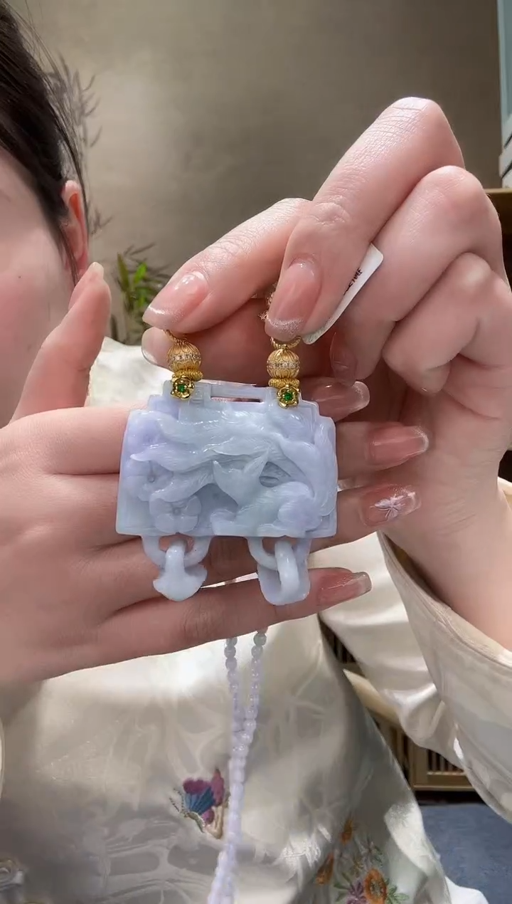 【闪购商品】翡翠颈饰未镶嵌吊坠