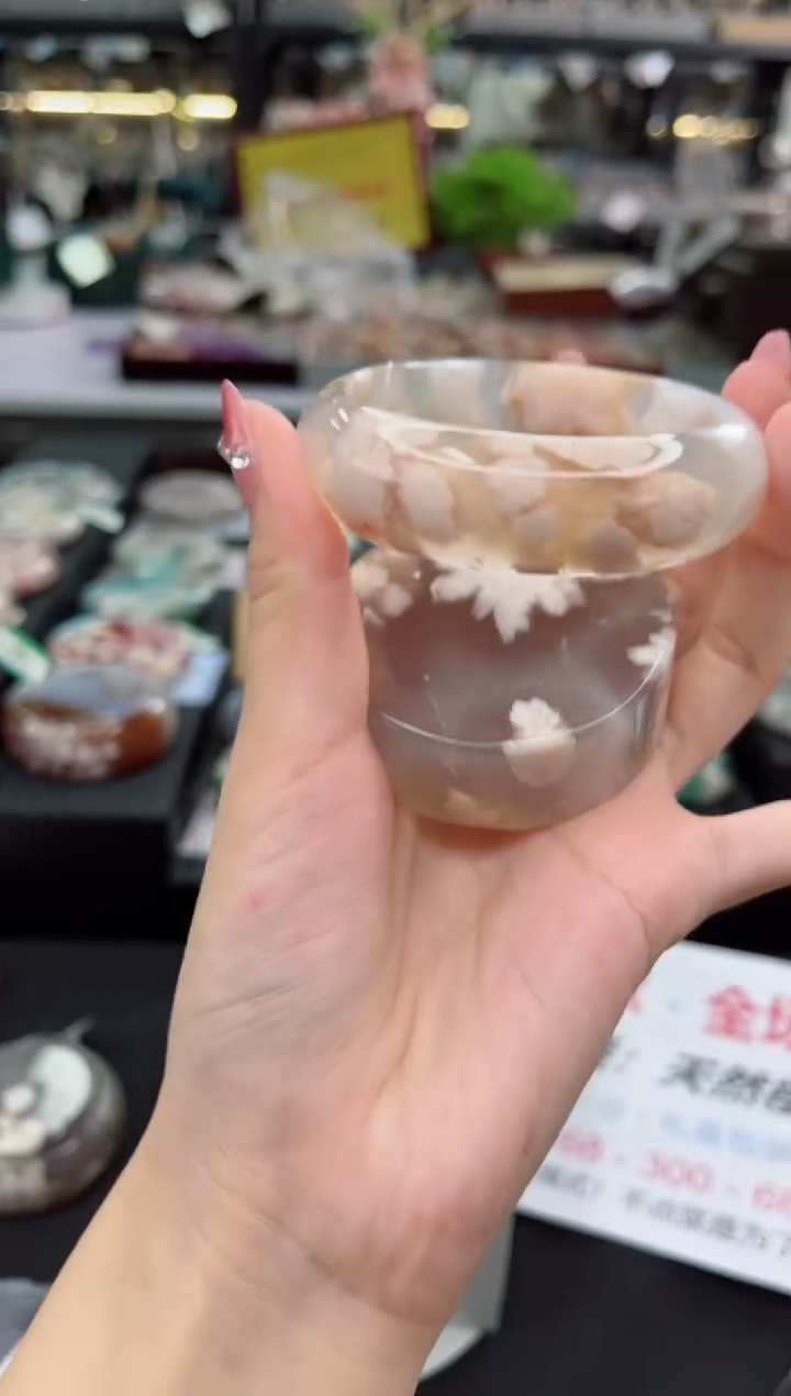 【闪购商品】石英质玉手镯未镶嵌59圈口（赠品镯心）1354991