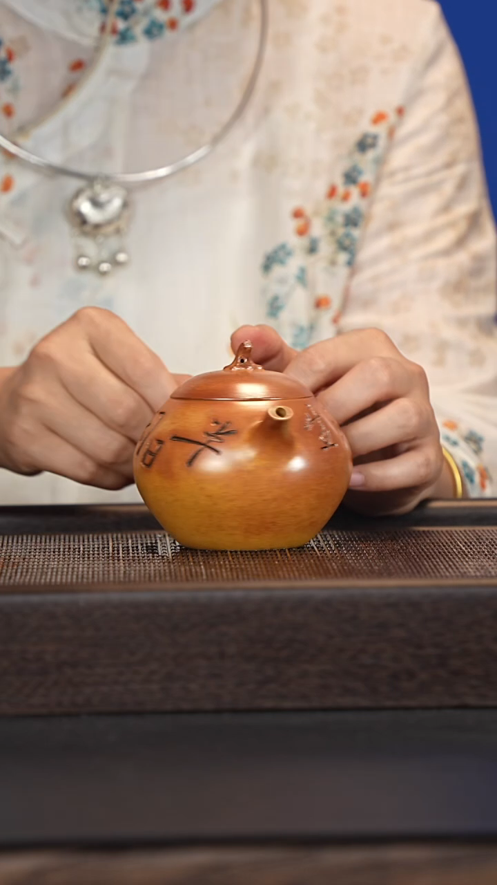 茶壶紫砂宜兴紫砂壶h00309