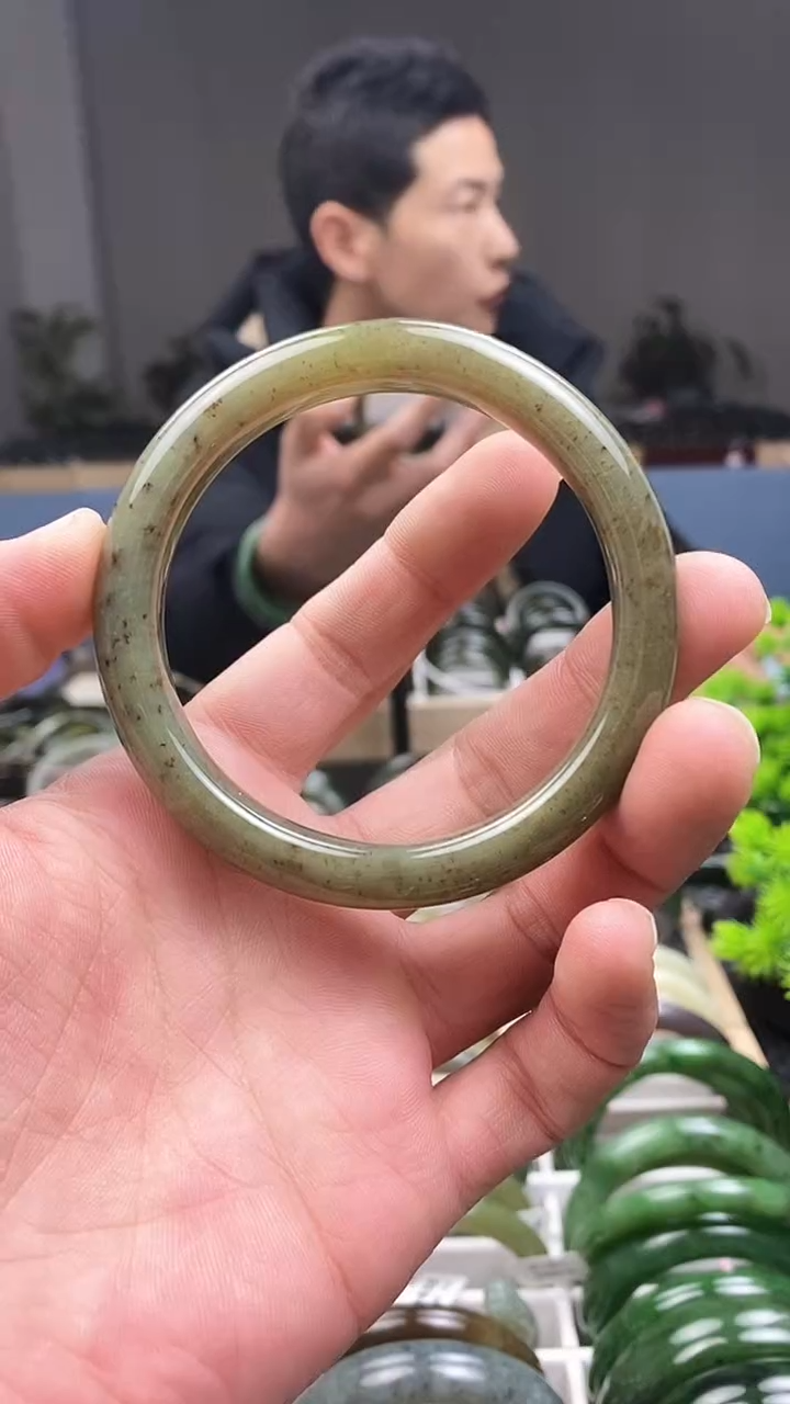 【闪购商品】和田玉手镯未镶嵌60.2