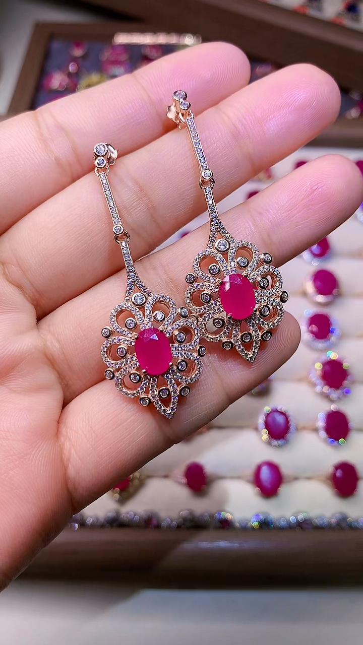 【闪购商品】红宝石耳饰银S925镶嵌000