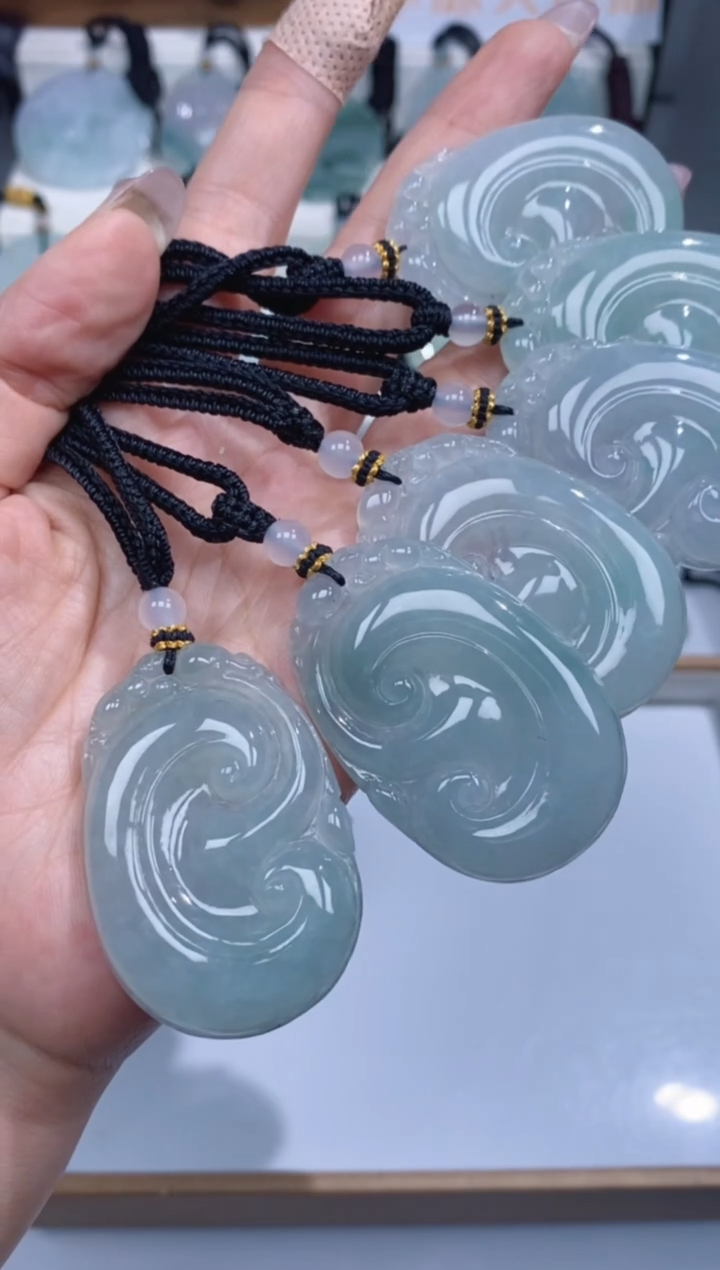 颈饰未镶嵌翡翠吊坠团购多样性发一件