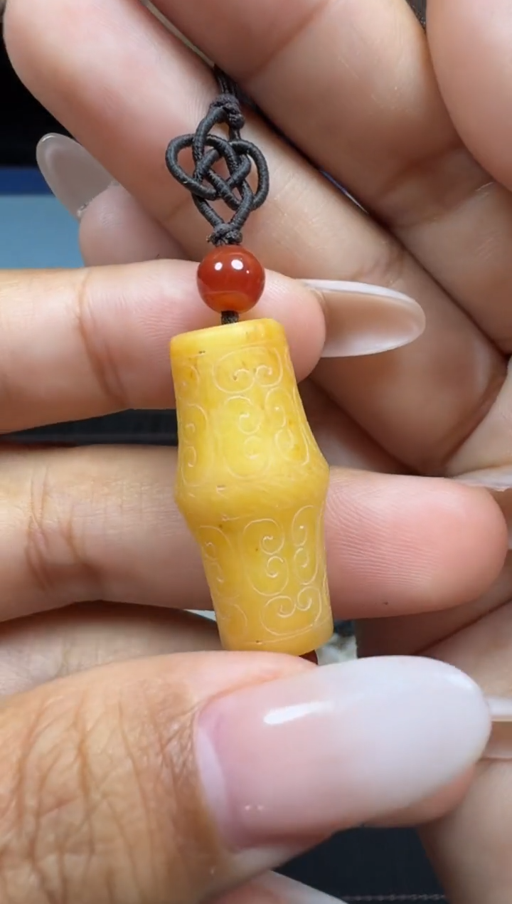 和田玉未镶嵌颈饰1