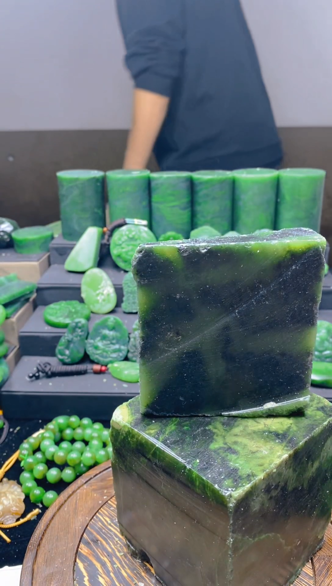 未镶嵌和田玉珠宝半成品1