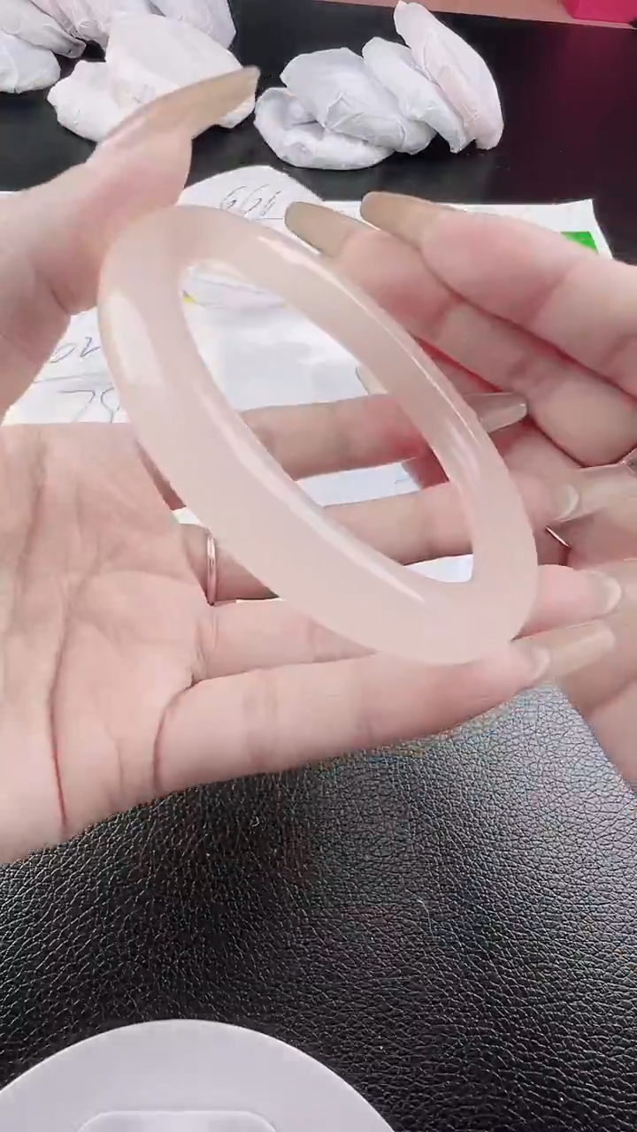未镶嵌手镯石英质玉藕粉圈口56