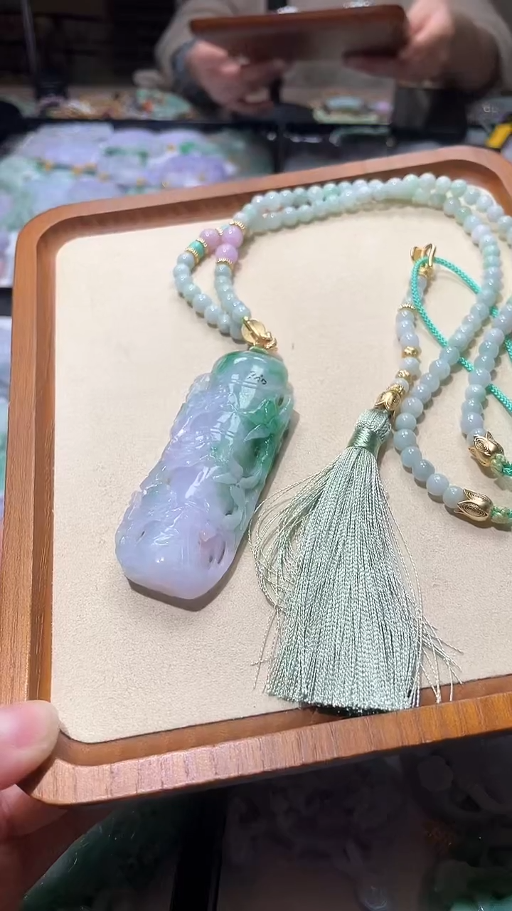 【闪购商品】翡翠颈饰未镶嵌吊坠