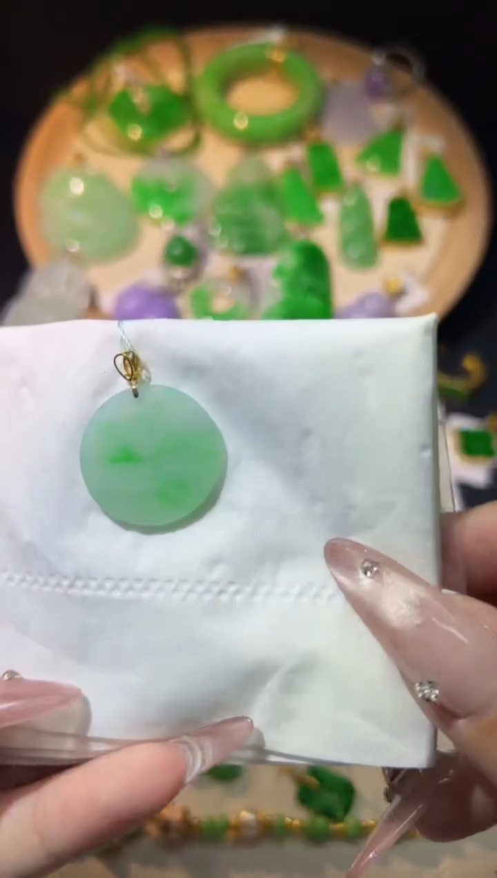 【闪购商品】翡翠颈饰18K金镶嵌Y缅料A货/支持复检/一件