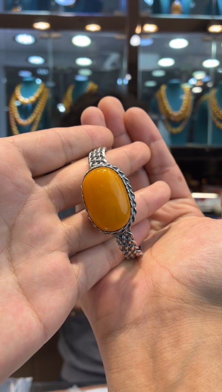 银S925镶嵌蜜蜡手镯噶玛珠宝同款精选发其一