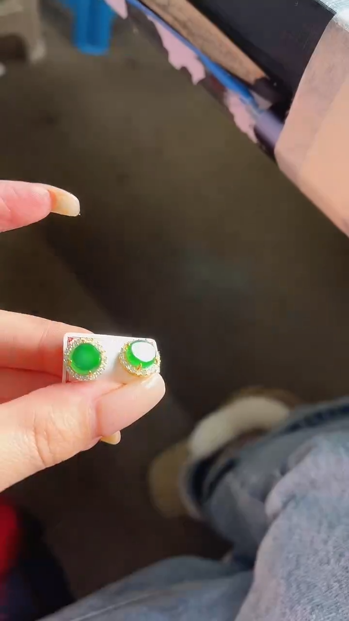 【闪购商品】翡翠颈饰未镶嵌100637041