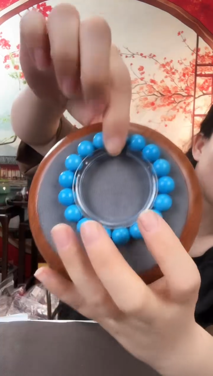 推荐款蓝色圆珠手串