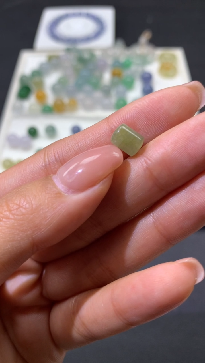 【闪购商品】定制翡翠未镶嵌珠8