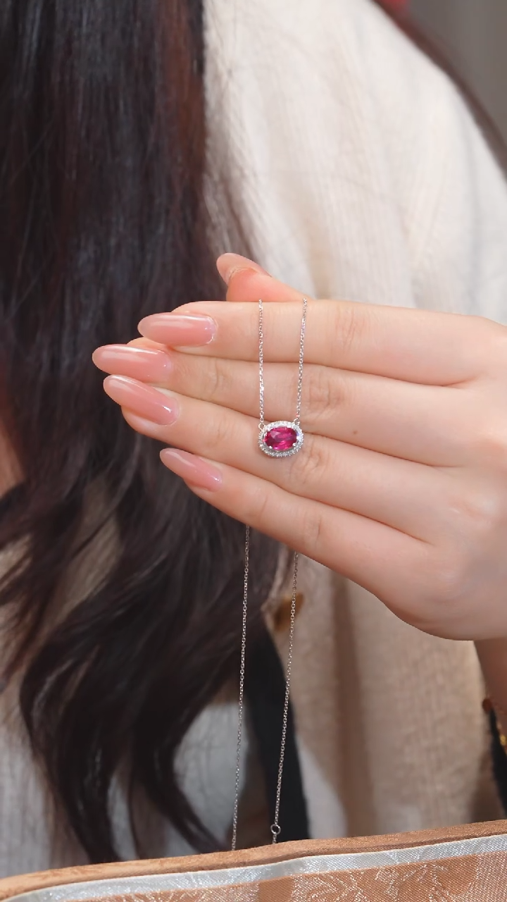 【闪购商品】碧玺项链18K金镶嵌多样性发（1.23ct）@@U4836