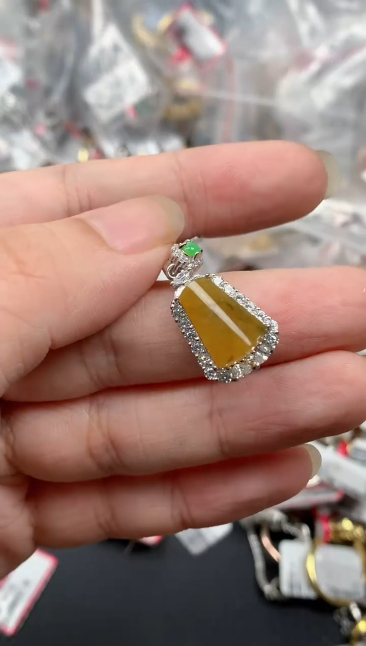 翡翠戒指银S925镶嵌天然A货缅甸翡翠