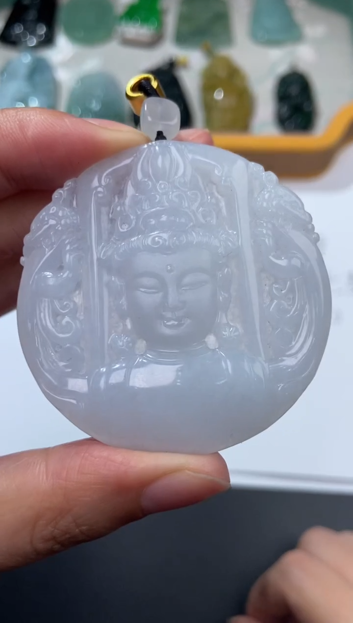 未镶嵌挂件翡翠371938    多人  