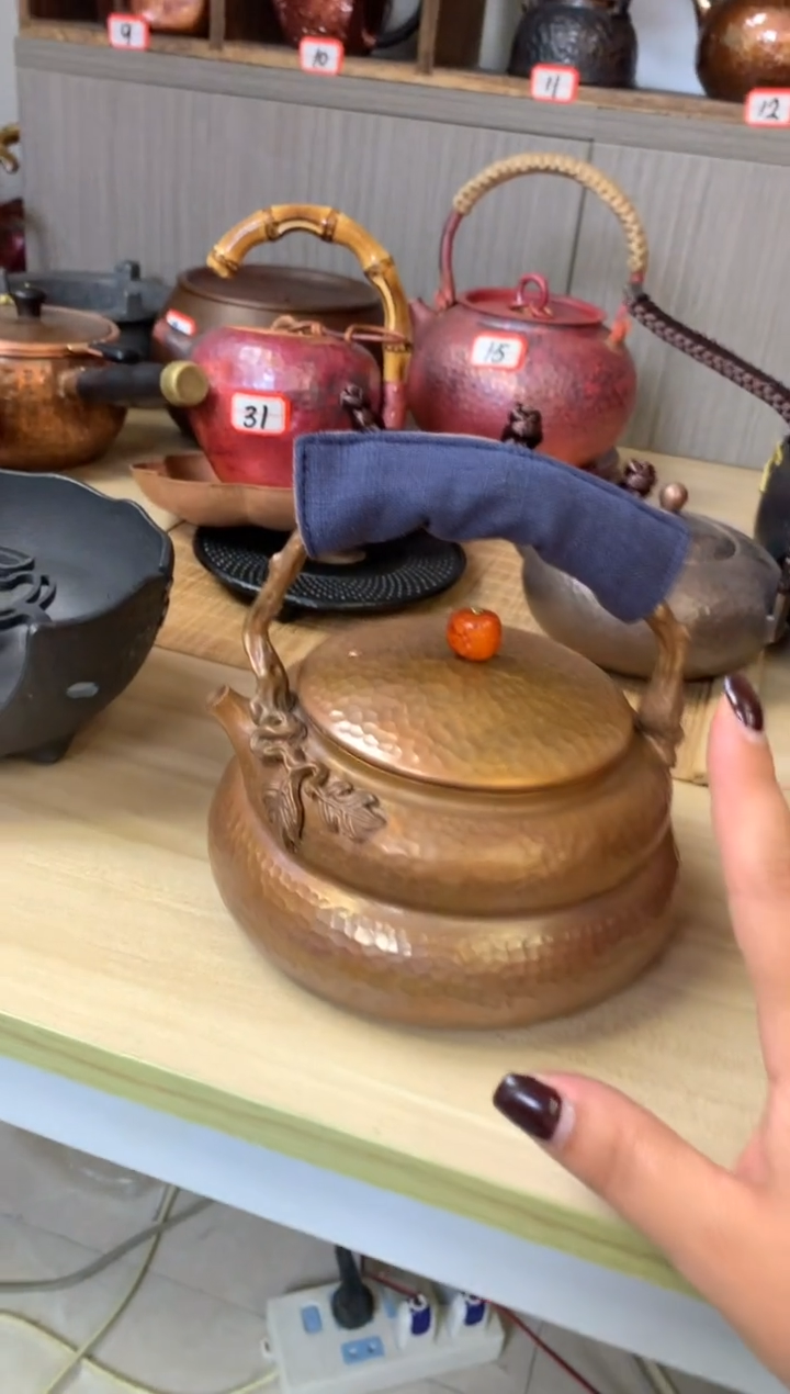 紫铜包浆色葫芦提梁壶