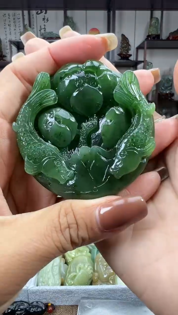 未镶嵌和田玉把件1