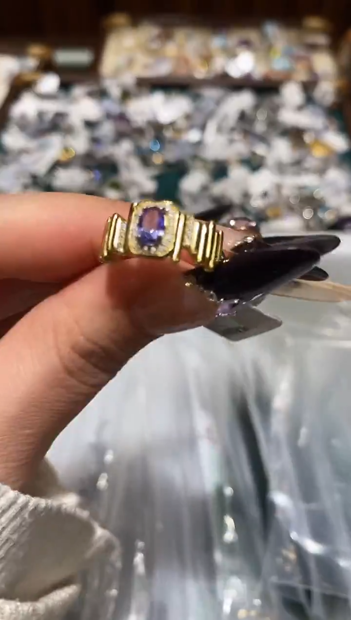 纯铜合金琉璃楚楚珠宝中古甄选不退换