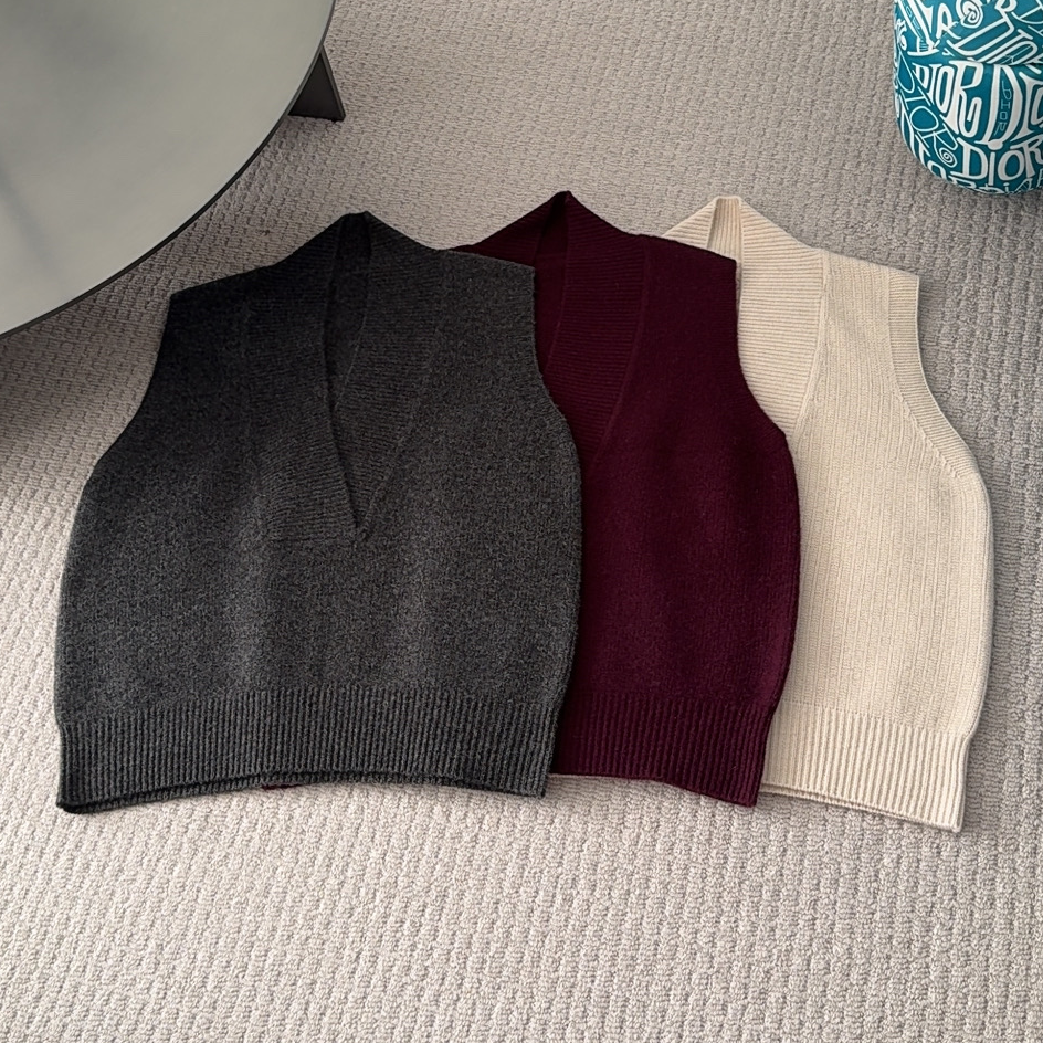 【秋禾】QH05款100%绵羊毛双股加厚单元宝交叉深V马甲套头女款背心