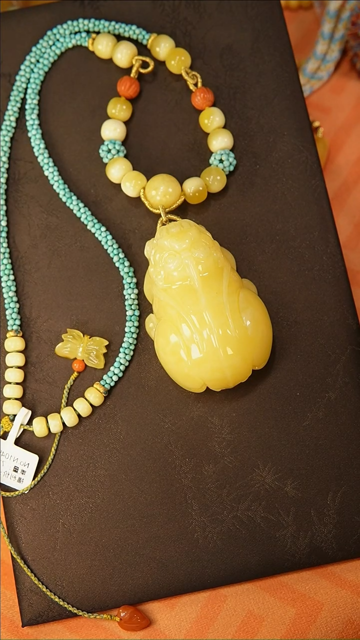 【闪购商品】琥珀颈饰未镶嵌颈饰