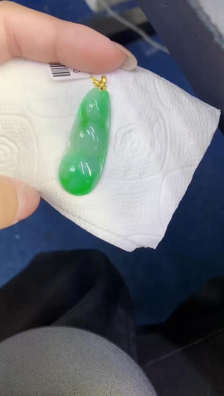 颈饰18K金镶嵌翡翠缅甸天然翡翠A货