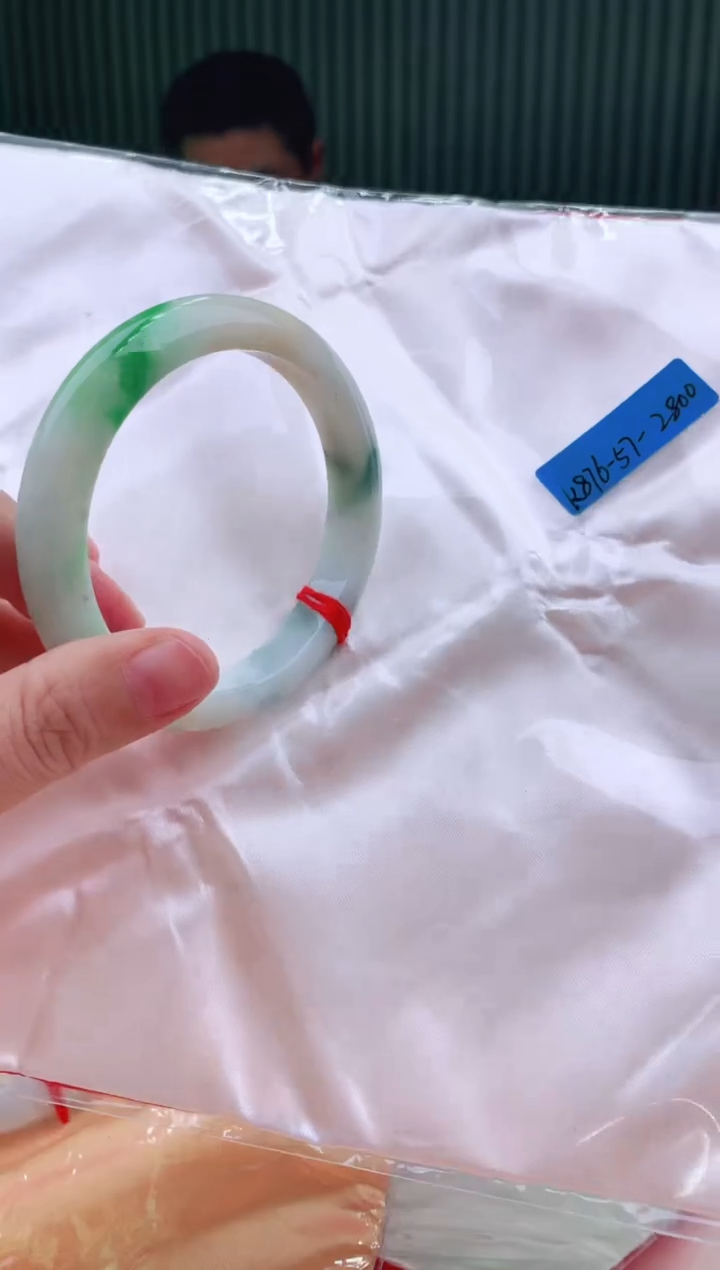 未镶嵌手镯翡翠111