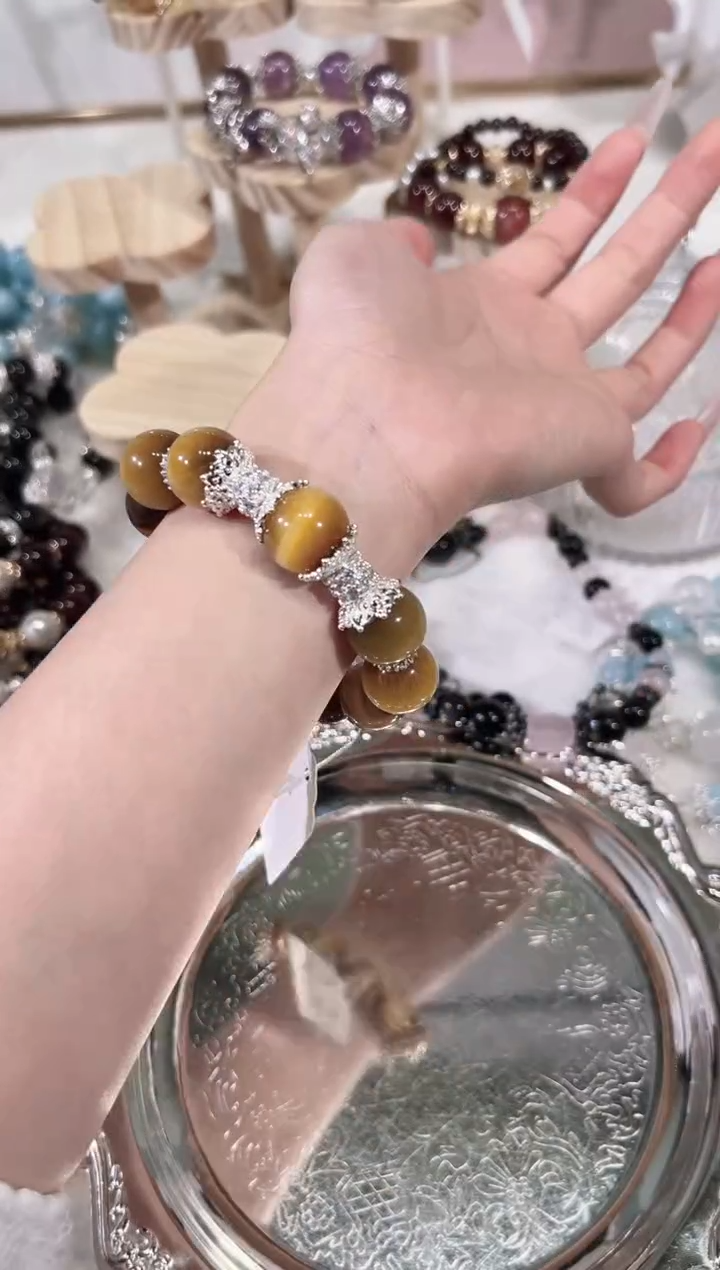 【闪购商品】水晶手链未镶嵌天然水晶默认微瑕 多样性发货发其一