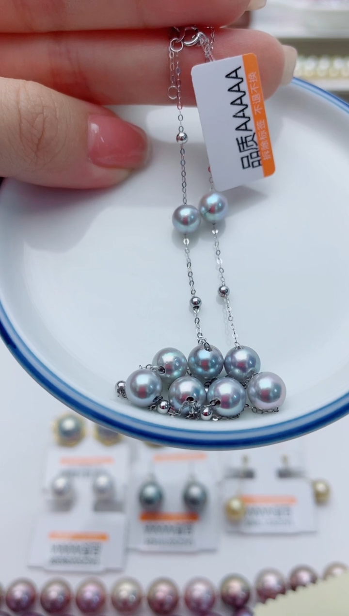 海水珍珠18K金镶嵌颈饰W11