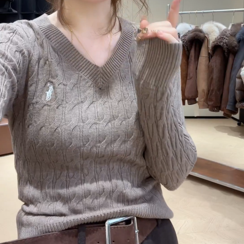 冬季时尚刺绣女厚款V领针织衫高领打底衫女LK2508860
