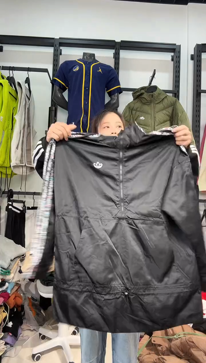 3497闪购编码 阿迪运动卫衣裤以直播间过款为准 尺码  170