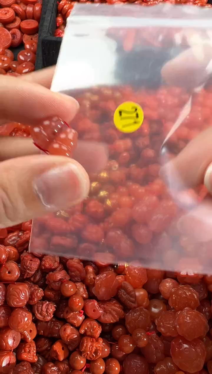 【闪购商品】南红玛瑙颈饰未镶嵌1