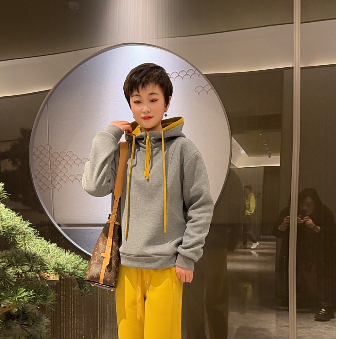 妮子严选加绒加厚卫衣时尚百搭YW8248139-1