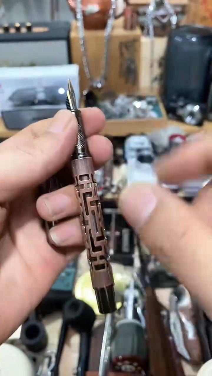 瓷片闪购商品   如图所示