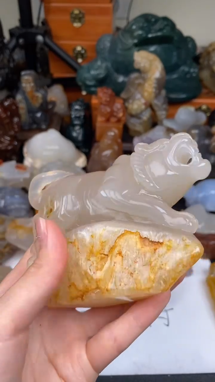玛瑙/玉髓颈饰未镶嵌AA
