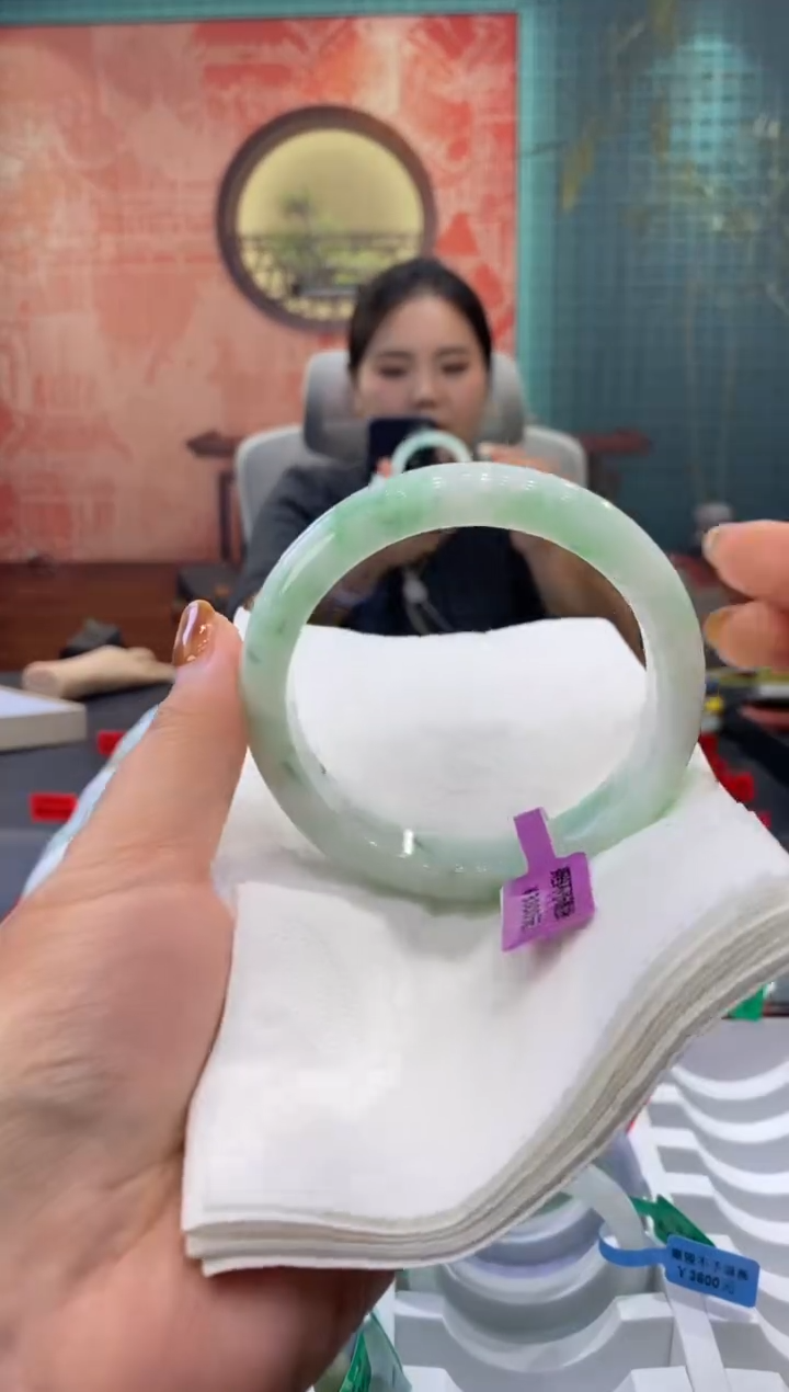 未镶嵌手镯翡翠多人00017492