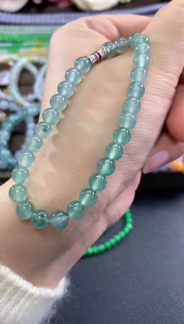 未镶嵌手串翡翠c222      