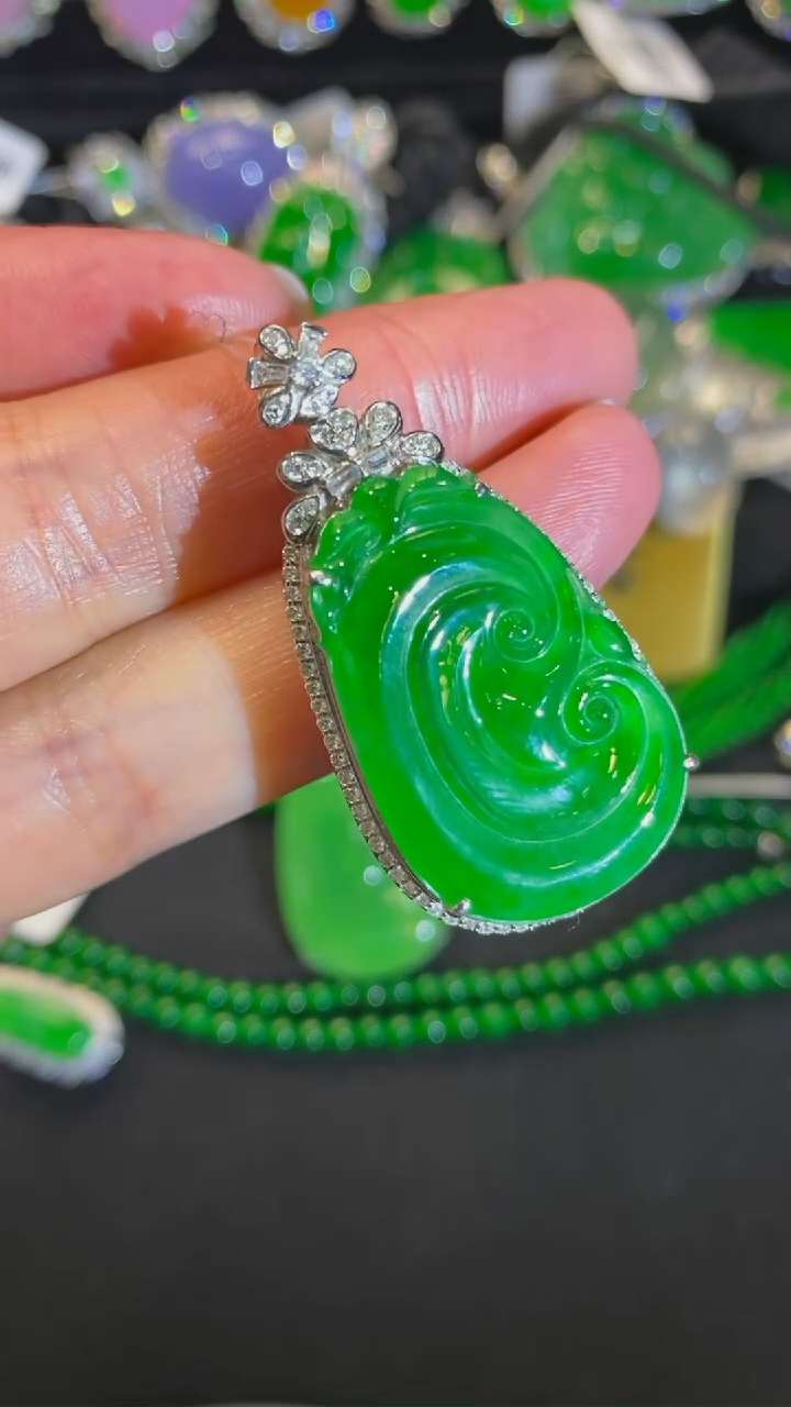 【闪购商品】翡翠颈饰未镶嵌绿如意