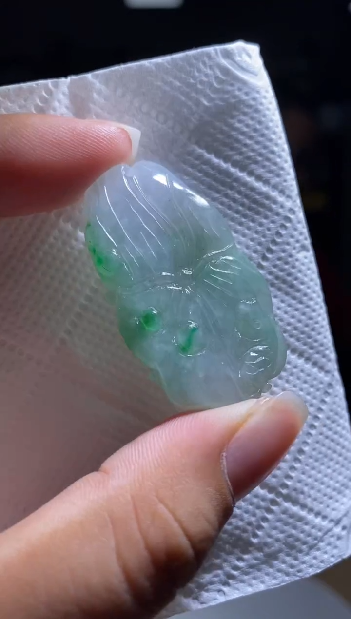 颈饰未镶嵌翡翠挂件