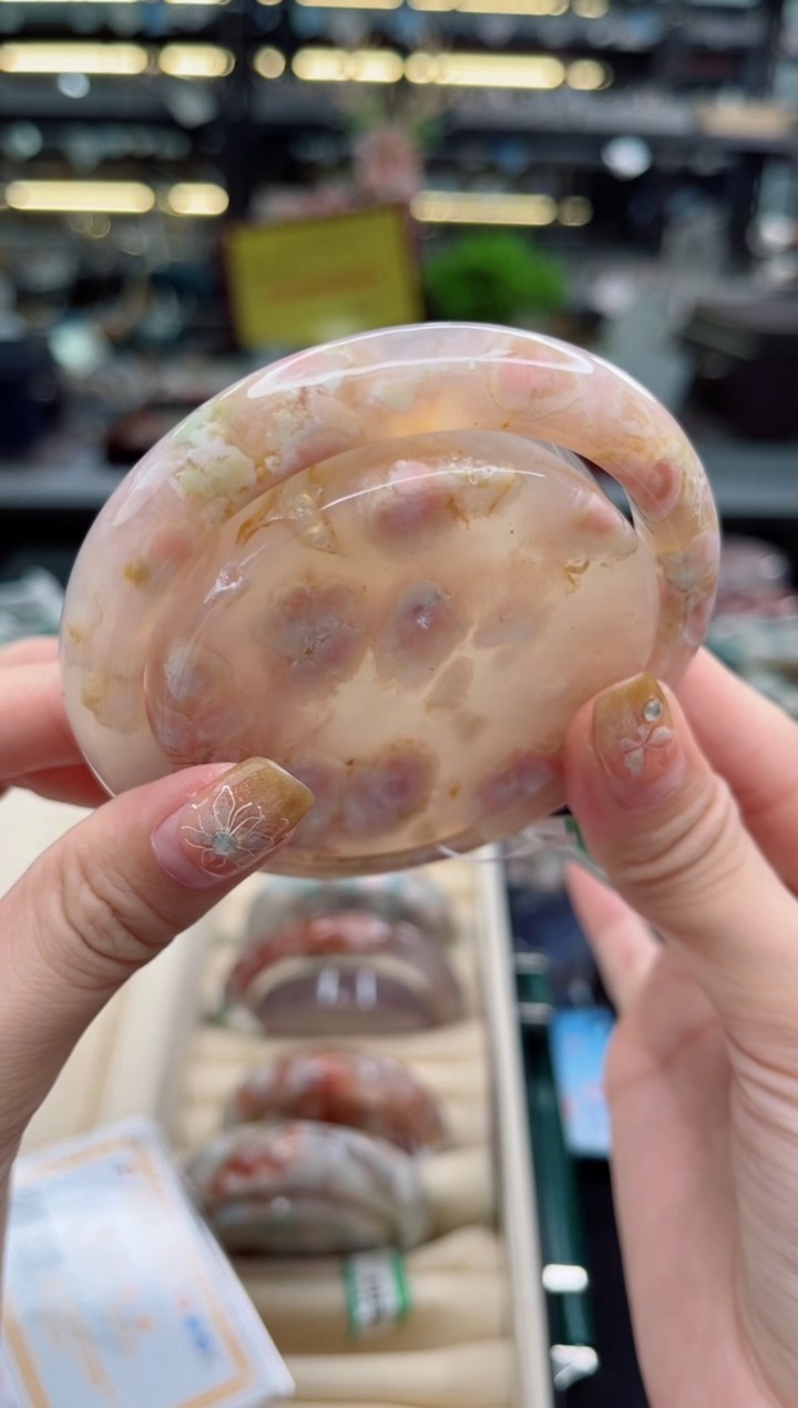 【闪购商品】石英质玉手镯未镶嵌61圈口（赠品镯心）S907167