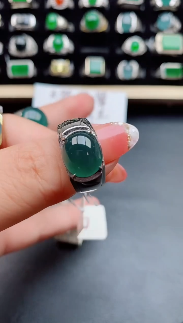 【闪购商品】翡翠戒指银S925镶嵌21212