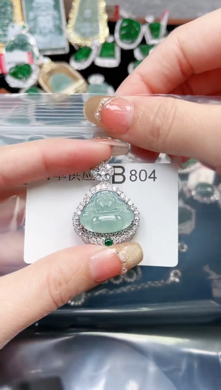 【闪购商品】翡翠颈饰未镶嵌804赠皮绳