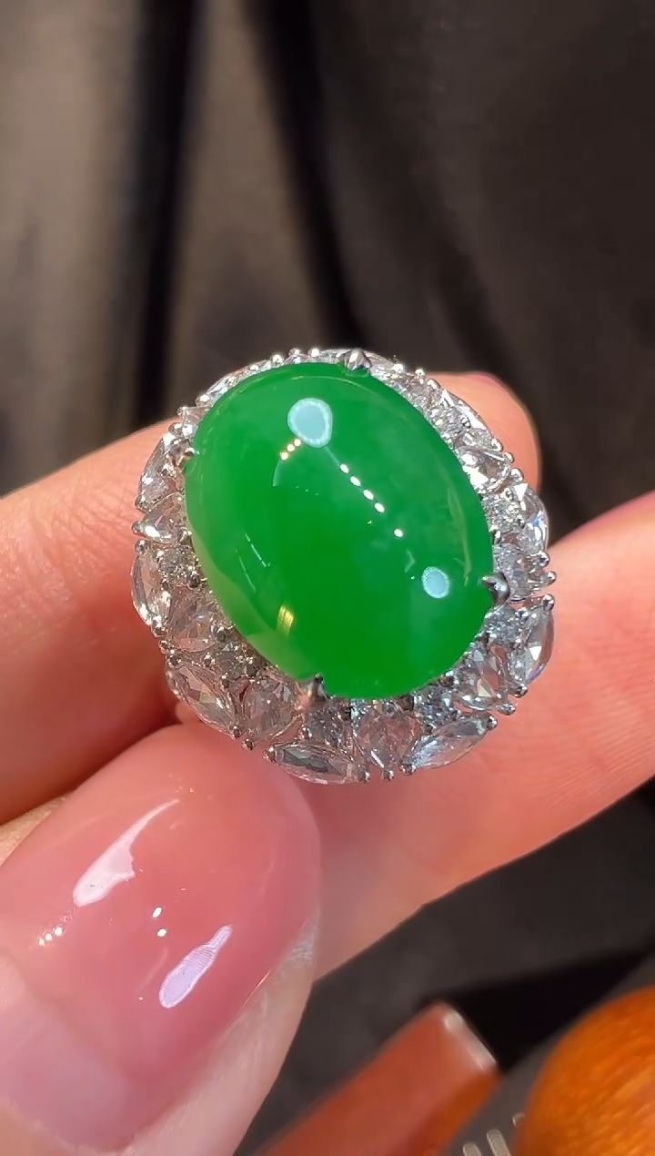 18K金镶嵌戒指翡翠L6