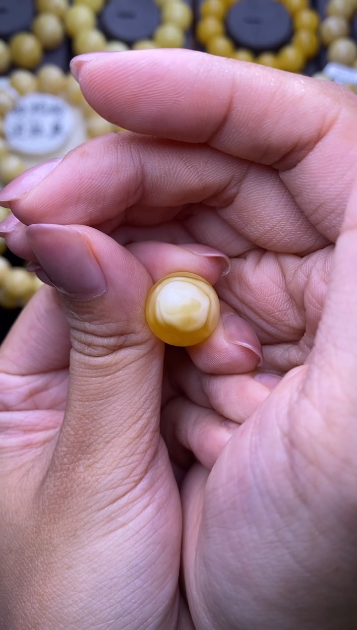 裸石琥珀未镶嵌大小姐珠宝34