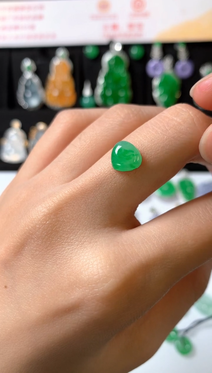 未镶嵌定制翡翠裸石（镶嵌定制）